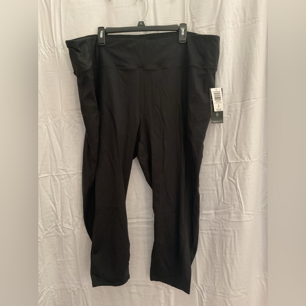 Torrid Active Crop Leggings